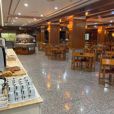 Hotel Los Olmos Lugo Eksteriør bilde