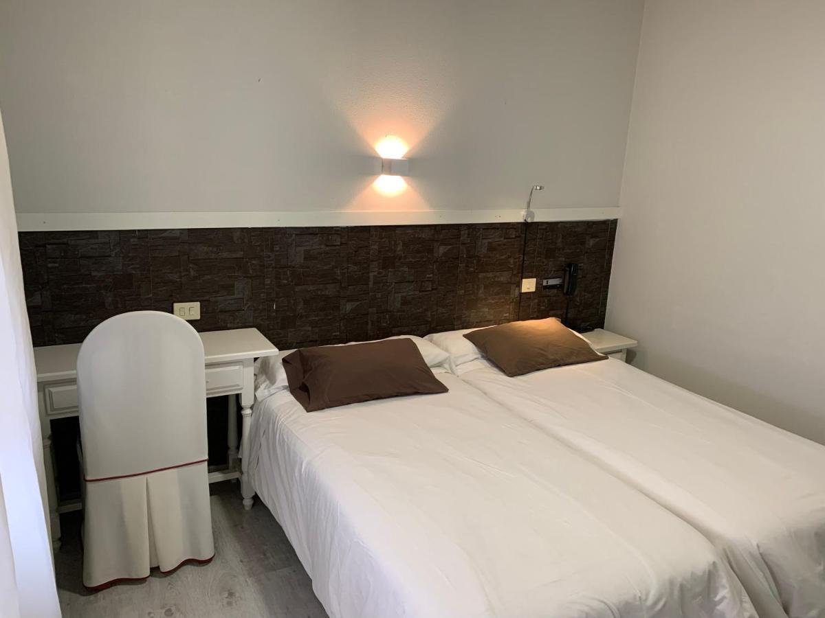 Hotel Los Olmos Lugo Eksteriør bilde