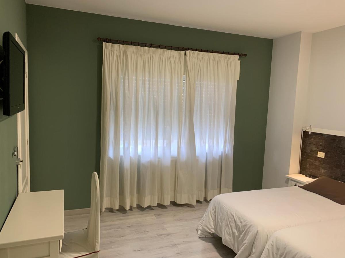 Hotel Los Olmos Lugo Eksteriør bilde