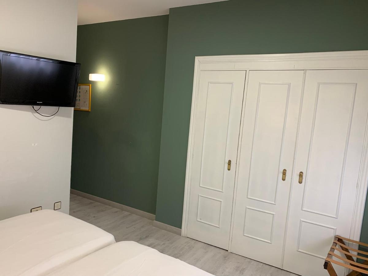 Hotel Los Olmos Lugo Eksteriør bilde