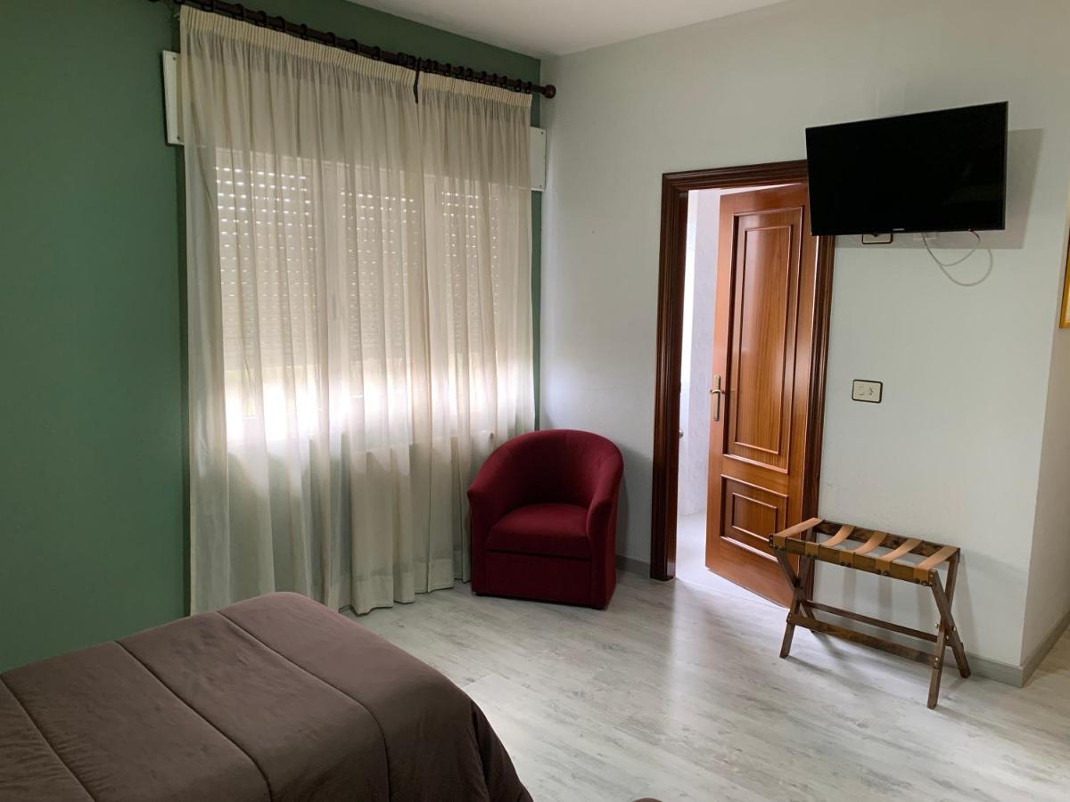 Hotel Los Olmos Lugo Eksteriør bilde