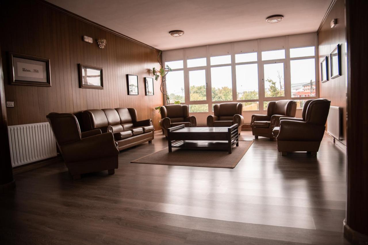 Hotel Los Olmos Lugo Eksteriør bilde